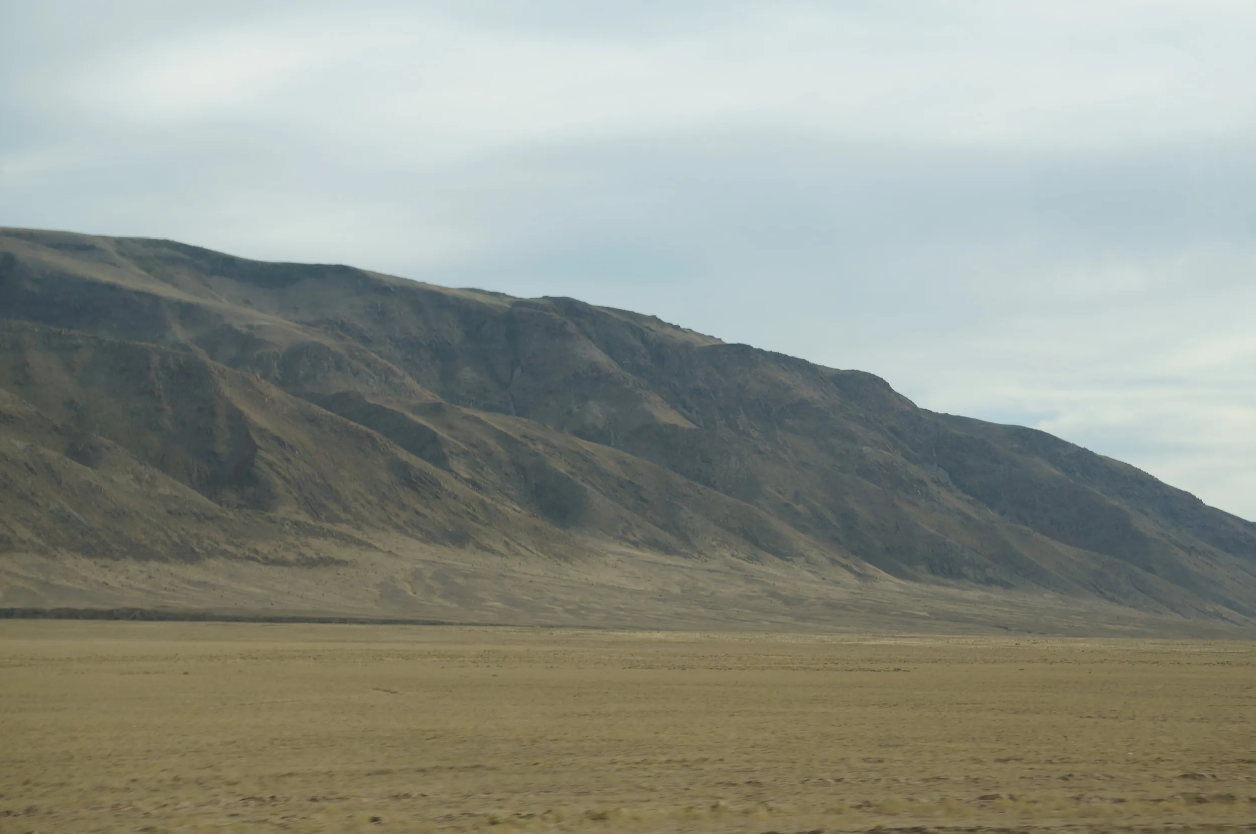 コクペク(Кокпек)郊外~アルマトイ間の車窓風景