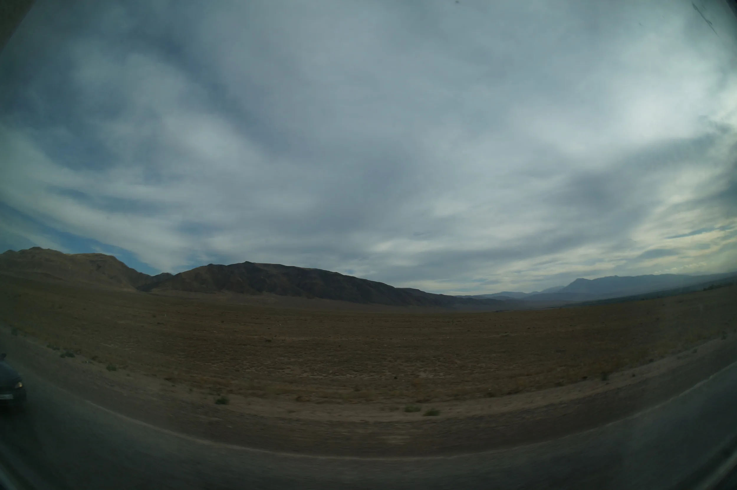 コクペク(Кокпек)郊外~アルマトイ間の車窓風景