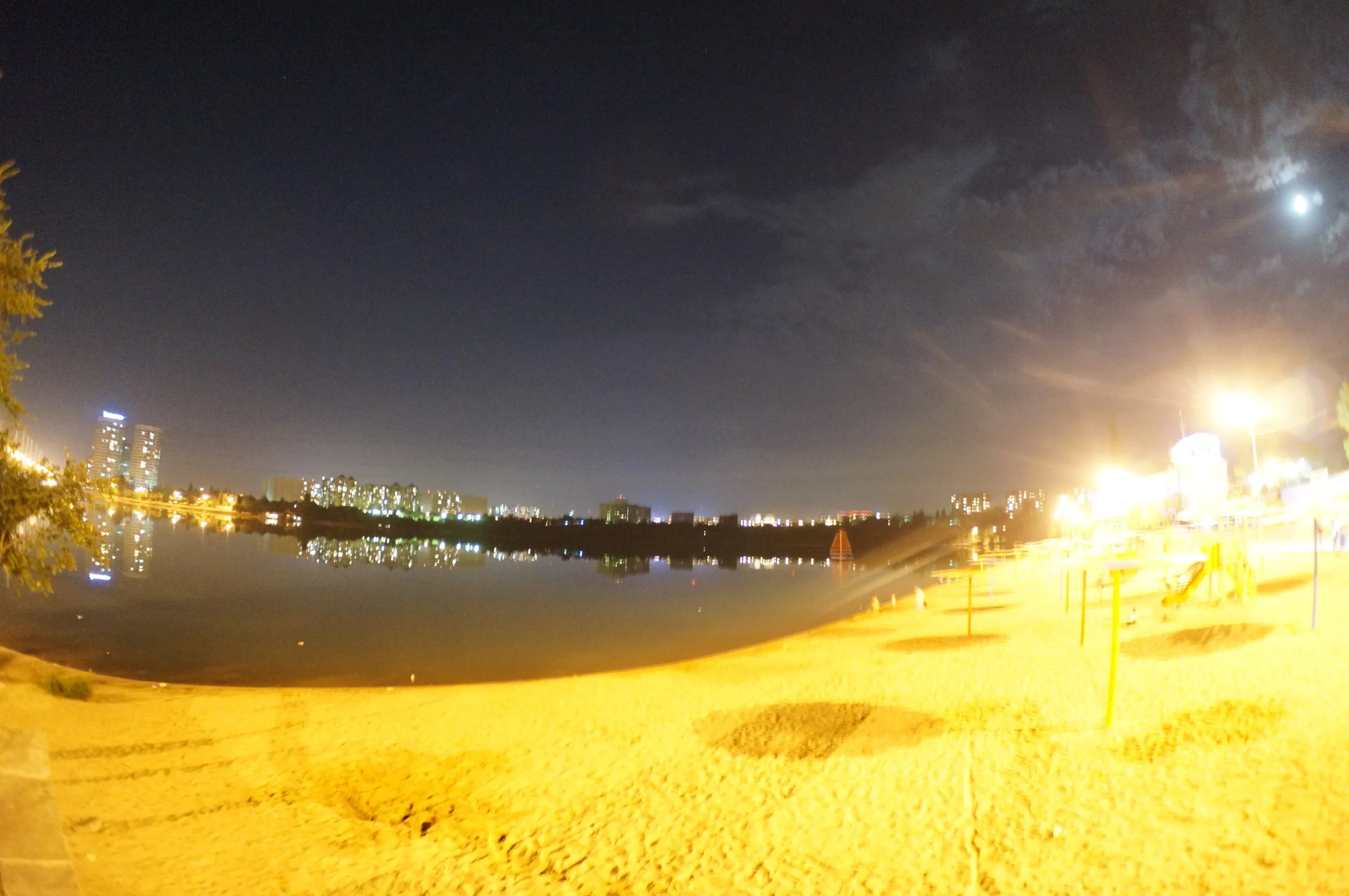 サイラン貯水池(Сайран көлі)