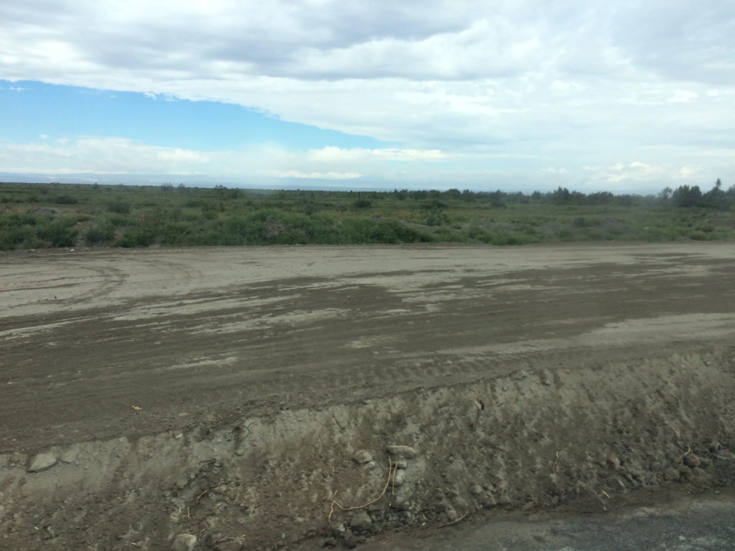 出入国管理所へ移動