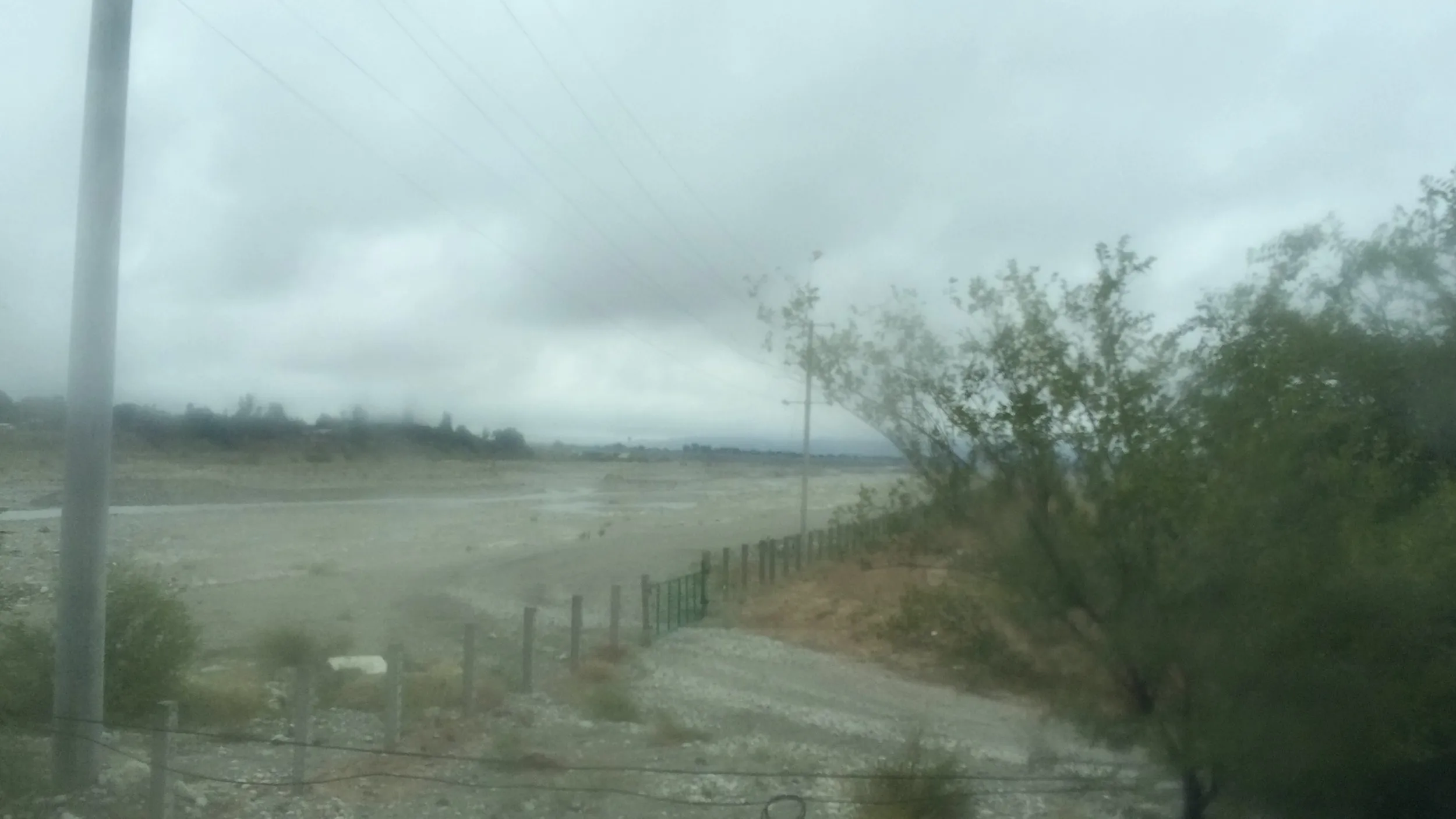 出入国管理所へ移動