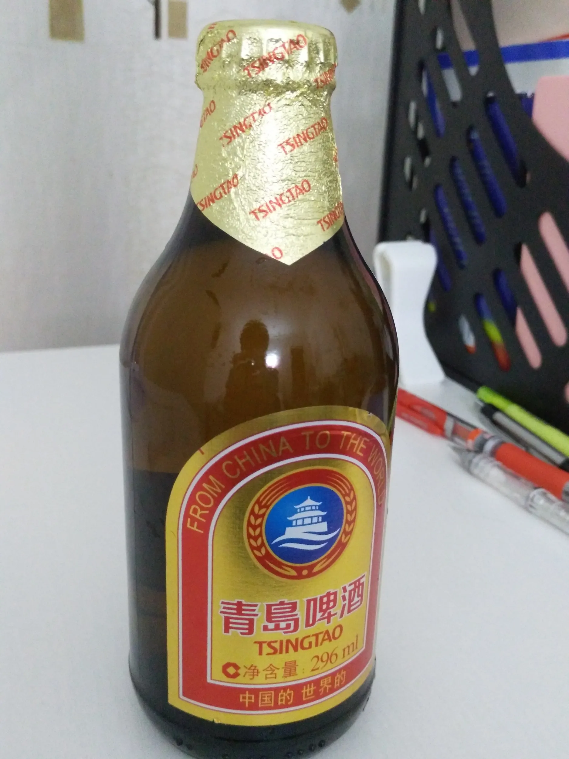 黄金ラベルの青島ビール