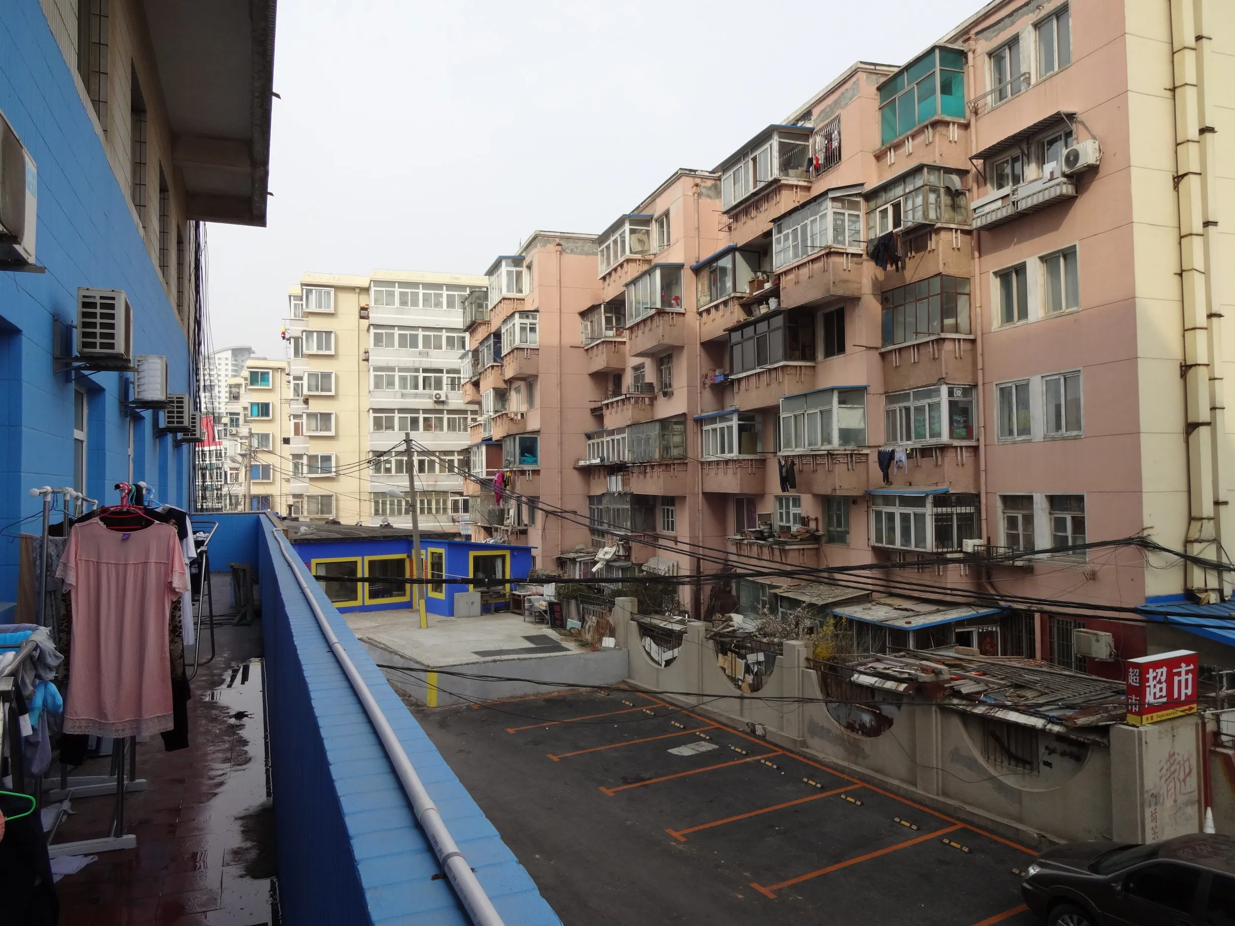 ユースホステルの朝