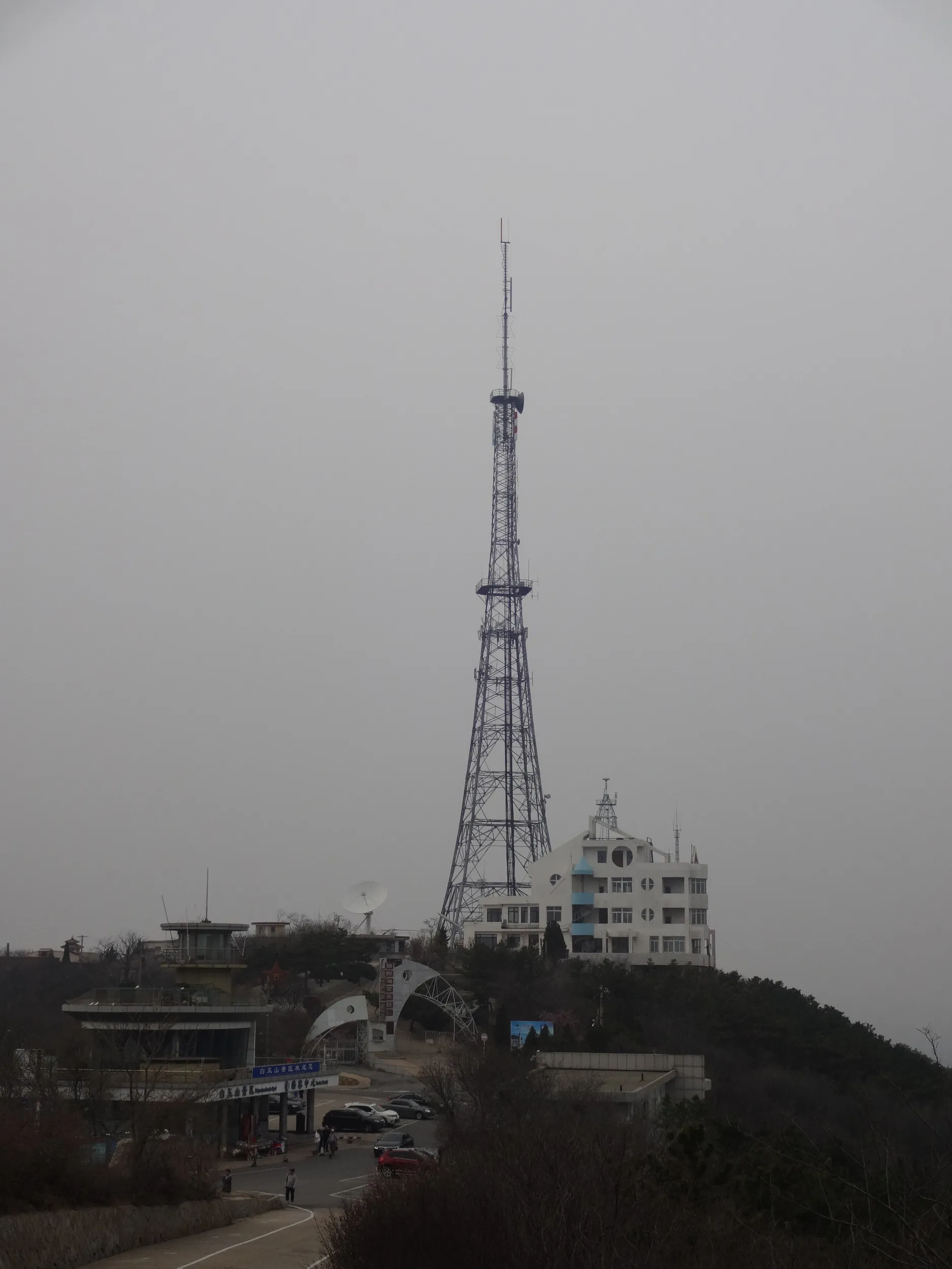 白玉山塔付近の風景