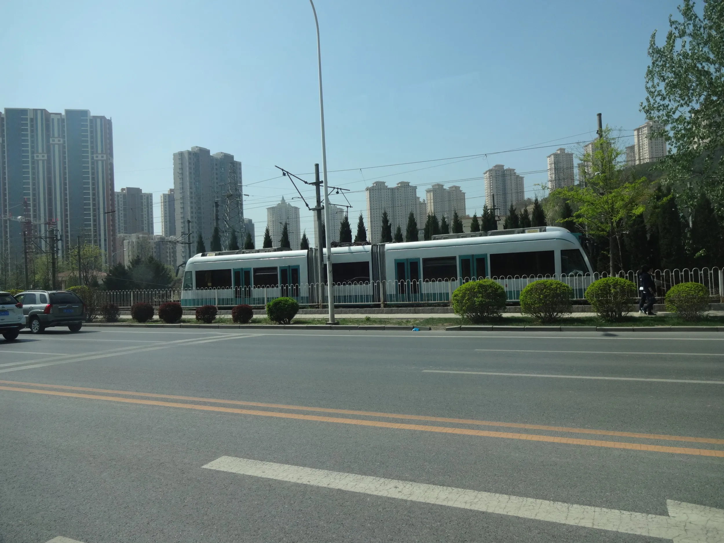 202路の路面電車(軽軌)