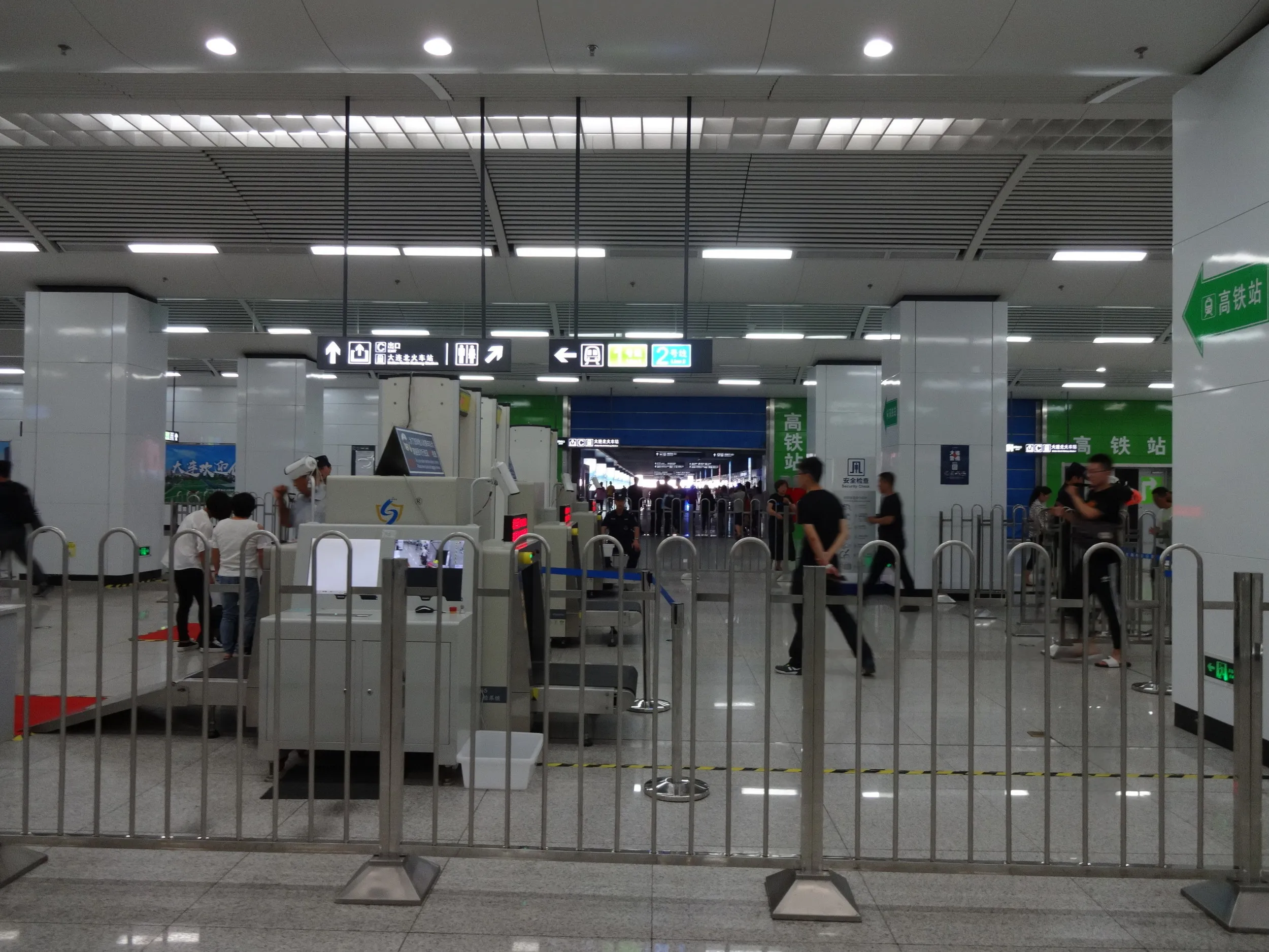 大連北駅の安全検査