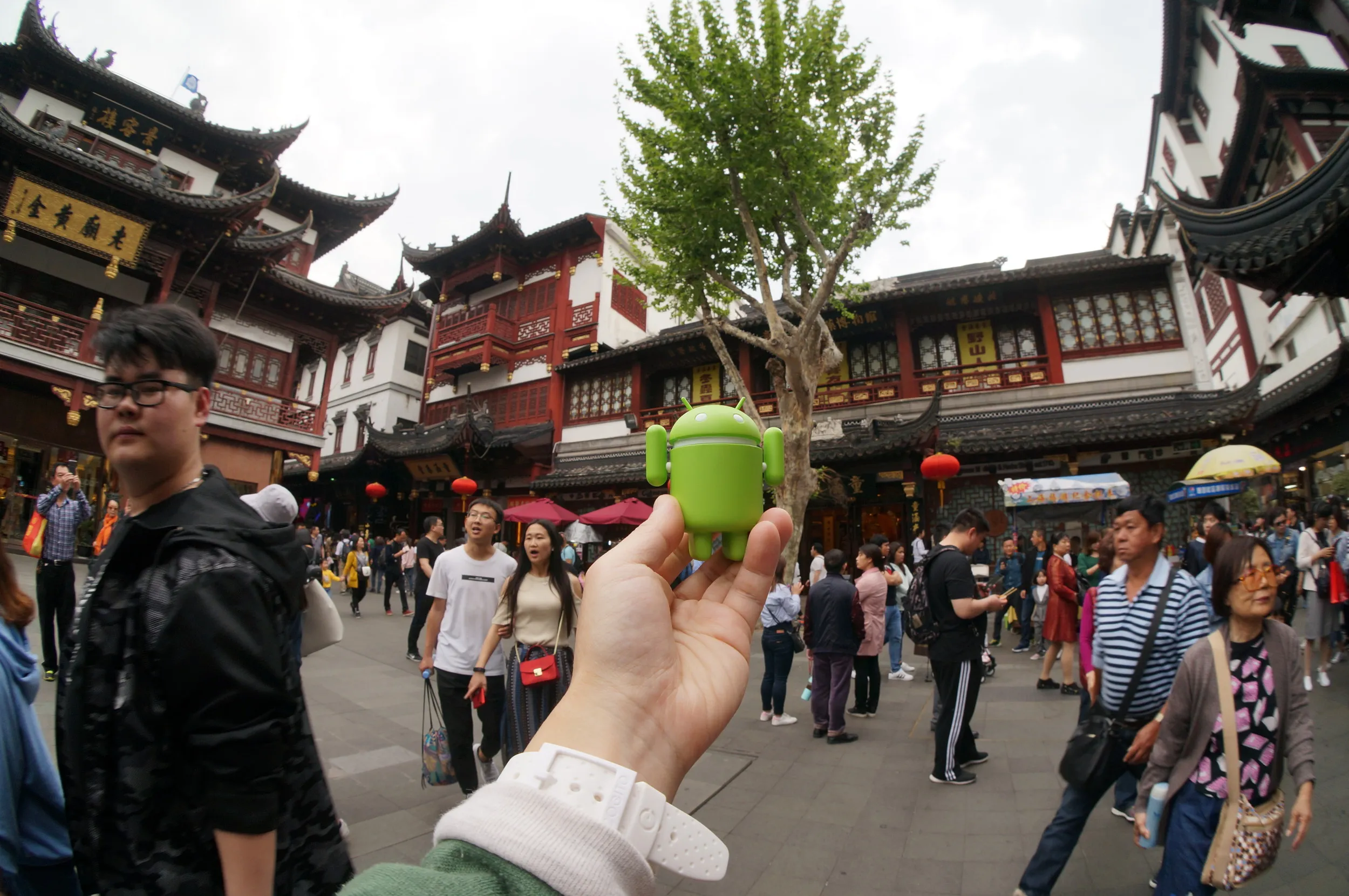 豫園老街とドロイド君