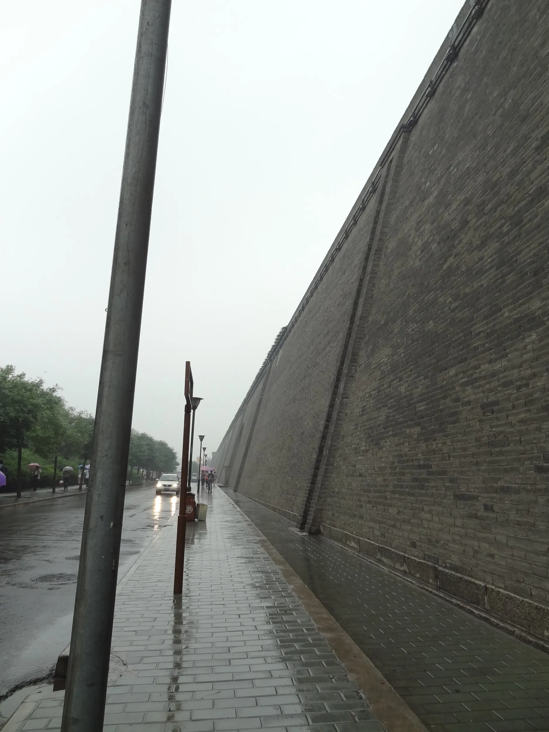 尚勤門付近の風景