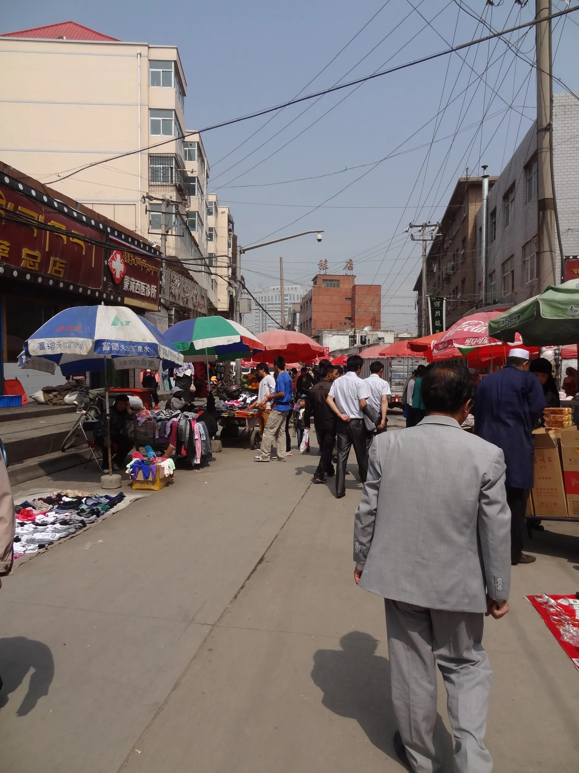 商店や露店の様子