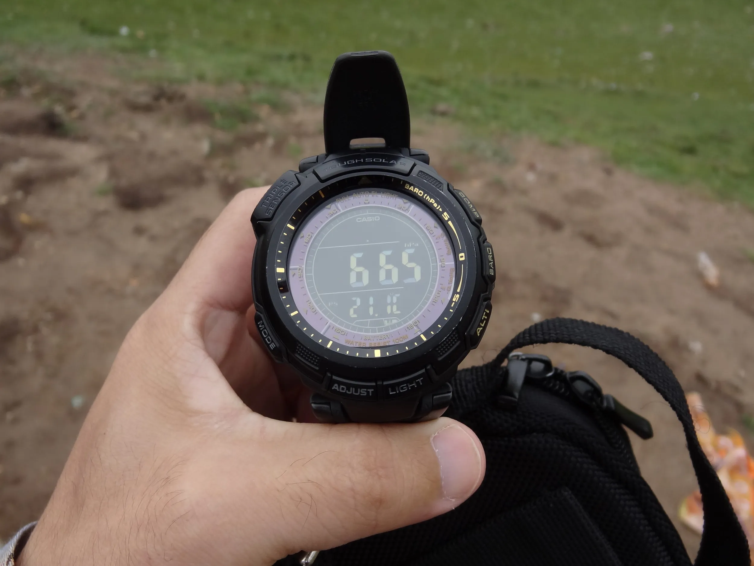 カシオのプロトレックで気圧を測る