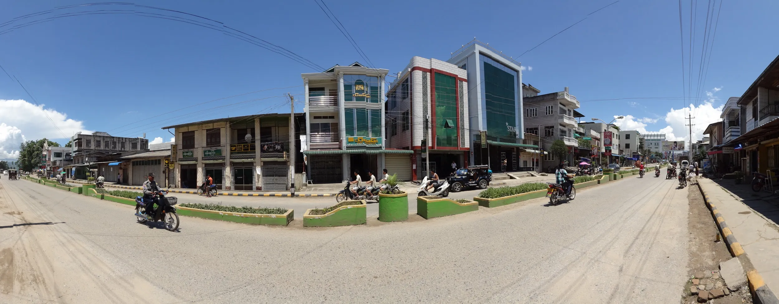 国道36号線のパノラマ風景