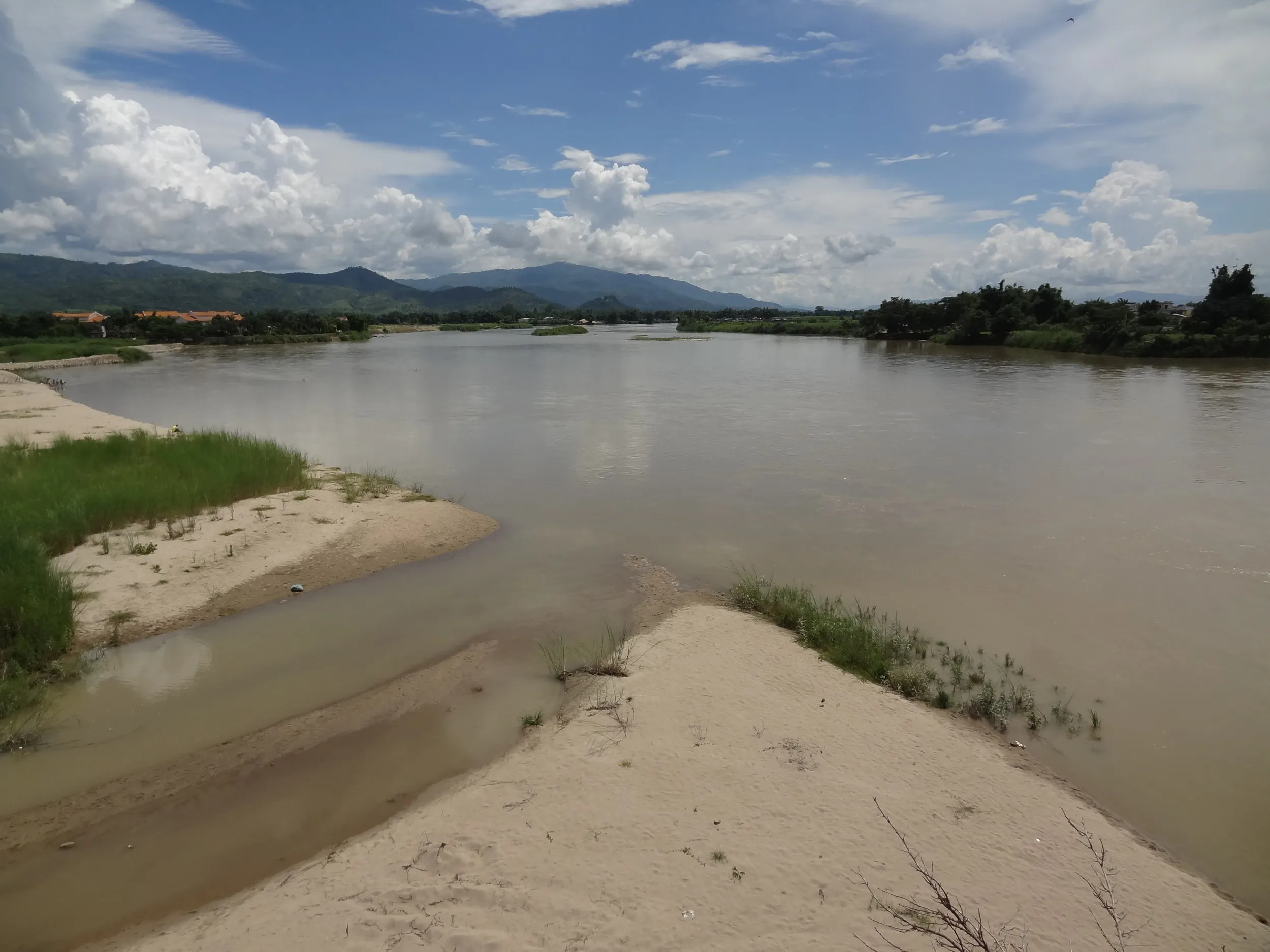 姐告大橋から見た瑞麗江