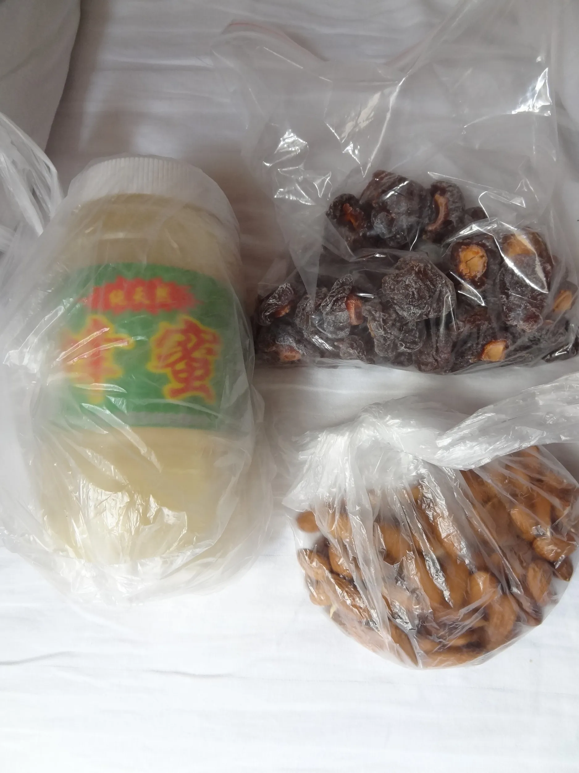 蜂蜜とサンザシ、アーモンド