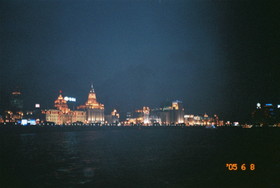上海観光＠夜の外灘（バンド）の風景と夜景