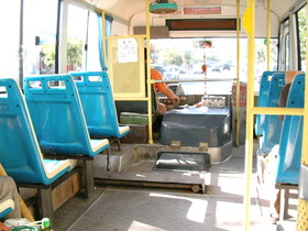 とまとじゅーす的中国旅行記＠鳥魯木斉(ウルムチ)市内観光編。バスで市内へ移動。バスの中の写真。