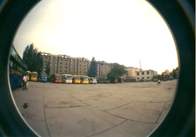 新疆ウイグル(維吾爾)自治区観光旅行記＠阿克蘇(アクス)市内観光旅行編。阿克蘇(アクス)には朝の7時過ぎくらいに到着