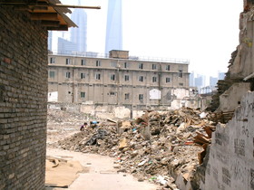 とまとじゅーす的上海市内観光旅行記。古い弄堂が取り壊されていた。上海では良く見る風景