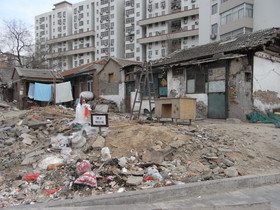 とまとじゅーす的中国旅行記、北京観光　翌日、北京交通大学近くにあるホテルへ移動。付近は開発中で、胡同が取り壊されてました