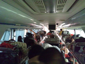 中国旅行記＠上海〜三門峡〜西安へ行く長距離バスの中