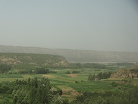 中国旅行記＠西安北〜三門峡までの区間を動車組の車窓から撮影した風景。黄河が見えた