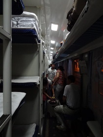 中国旅行記＠西安〜蘭州〜西寧へ列車の旅。K119の空調快速の寝台車両