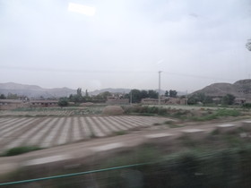 中国旅行記＠西安〜蘭州〜西寧へ列車の旅。車窓風景