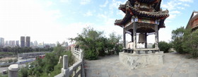 西寧観光旅行記＠南山公園、南禅寺の側にある鐘付近をHX9Vでパノラマ撮影