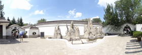 中国旅行記＠西寧観光編、西寧植物園の盆景園の中をSONYのデジカメ、HX9Vでパノラマ撮影