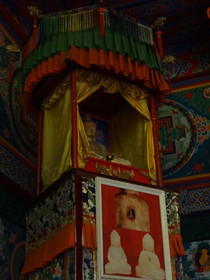 西寧観光旅行記＠賛普林卡蔵文化展覧館（ザンプリカチベット文化展覧館）の仏像