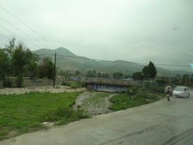 中国旅行記＠青海省観光編、丹噶尔古城（タンガール古城）でバスから見た車窓風景