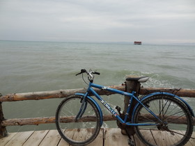 青海省観光旅行記＠青海湖に架かる橋を自転車で渡る
