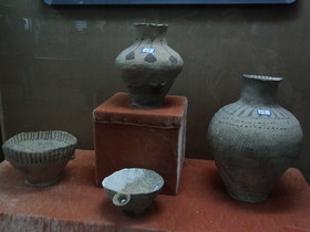 中国旅行記＠青海省編、青海湖蔵族民俗博物館の土器の展示