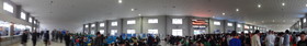 西寧〜成都＠寝台列車の旅、西寧西駅の待合室をSONYのデジカメHX9Vでパノラマ撮影