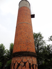 中国旅行記＠成都観光編、成都動物園内にあるれんが造りの塔