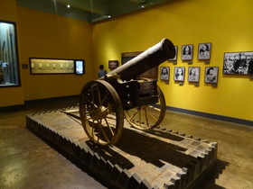 中国旅行記、昆明観光編＠雲南陸軍講武堂旧址の大砲の展示