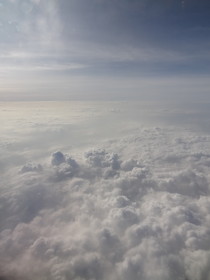 中国旅行記、昆明〜北京移動編＠中国国際航空の窓から見た雲海