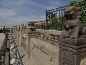 中国旅行記、北京観光編＠盧溝橋の欄干と獅子(狛犬)