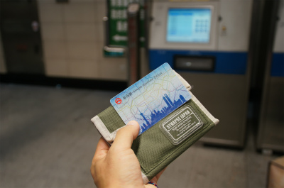 中国旅行記＠上海の地下鉄の自動券売機にて切符を購入