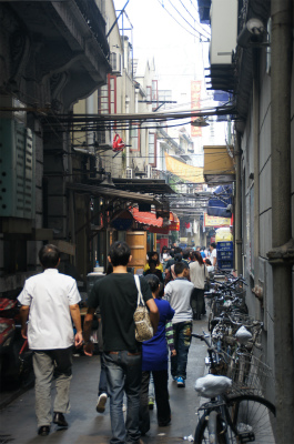 上海観光旅行記＠南京歩行街路地裏の風景