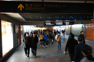 とまとじゅーす的中国旅行記＠上海南駅構内