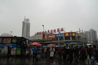 とまとじゅーす的中国旅行記＠上海観光編、上海駅傍にある長距離バスターミナルへ向かう