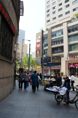 中国旅行、上海観光編＠南京西路の街並みと露店