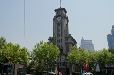 とまとじゅーす的中国旅行記＠上海、南京西路と人民公園傍にある跑馬総会跡地付近の時計台