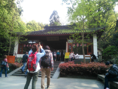 とまとじゅーす的中国旅行記＠杭州・西湖龍井茶の新茶摘みツアー、玉皇山へ登り、観光する