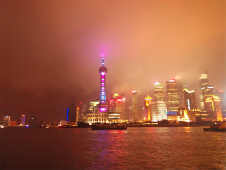 上海観光＠中秋の名月？と上海の外灘の夜景、東方名珠電視塔