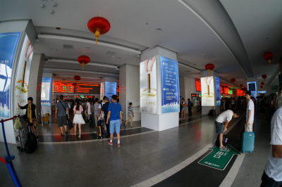 中国旅行記＠上海観光、上海駅の切符売り場
