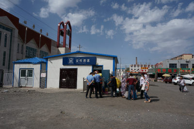 新疆ウイグル自治区観光旅行記＠トルファンからアジアの中心地点、ウルムチに向け出発