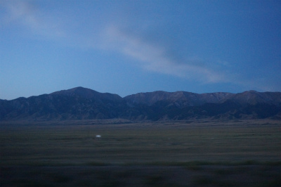 新疆ウイグル自治区観光旅行記＠中国とカザフスタンの国境付近、霍城県で朝を迎える