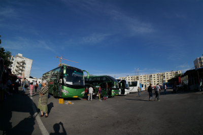 新疆ウイグル自治区観光旅行記＠中国とカザフスタンの国境の町、霍爾果斯（霍尔果斯）付近で小休憩