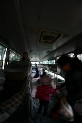 カザフスタン＆中国旅行記＠アルマティ（Алматы）のサイラン長距離バスステーション（Автовокзал Сайран）から中国のイリ・カザフ自治州（伊犁哈萨克自治州）へ高速バスで撤収